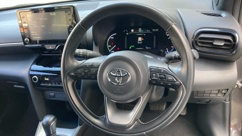 Toyota Yaris Cross 1.5 Hybrid Design 5dr CVT Hybrid Estate